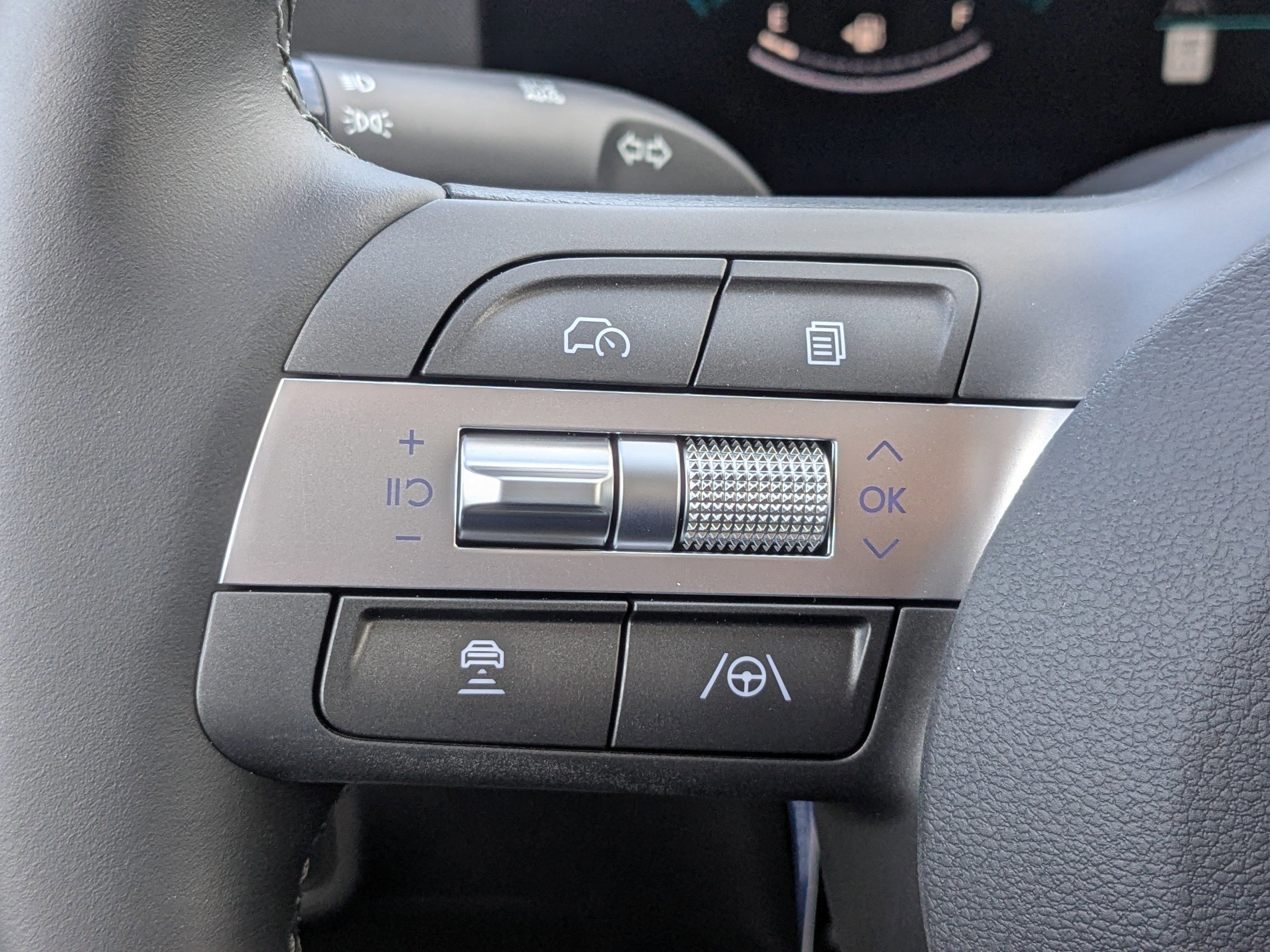 New 2026 Denim Blue Pearl Hyundai SEL Sport FWD image 28