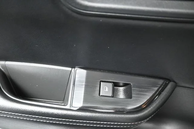 Used 2025 Silver Nissan SV image 10