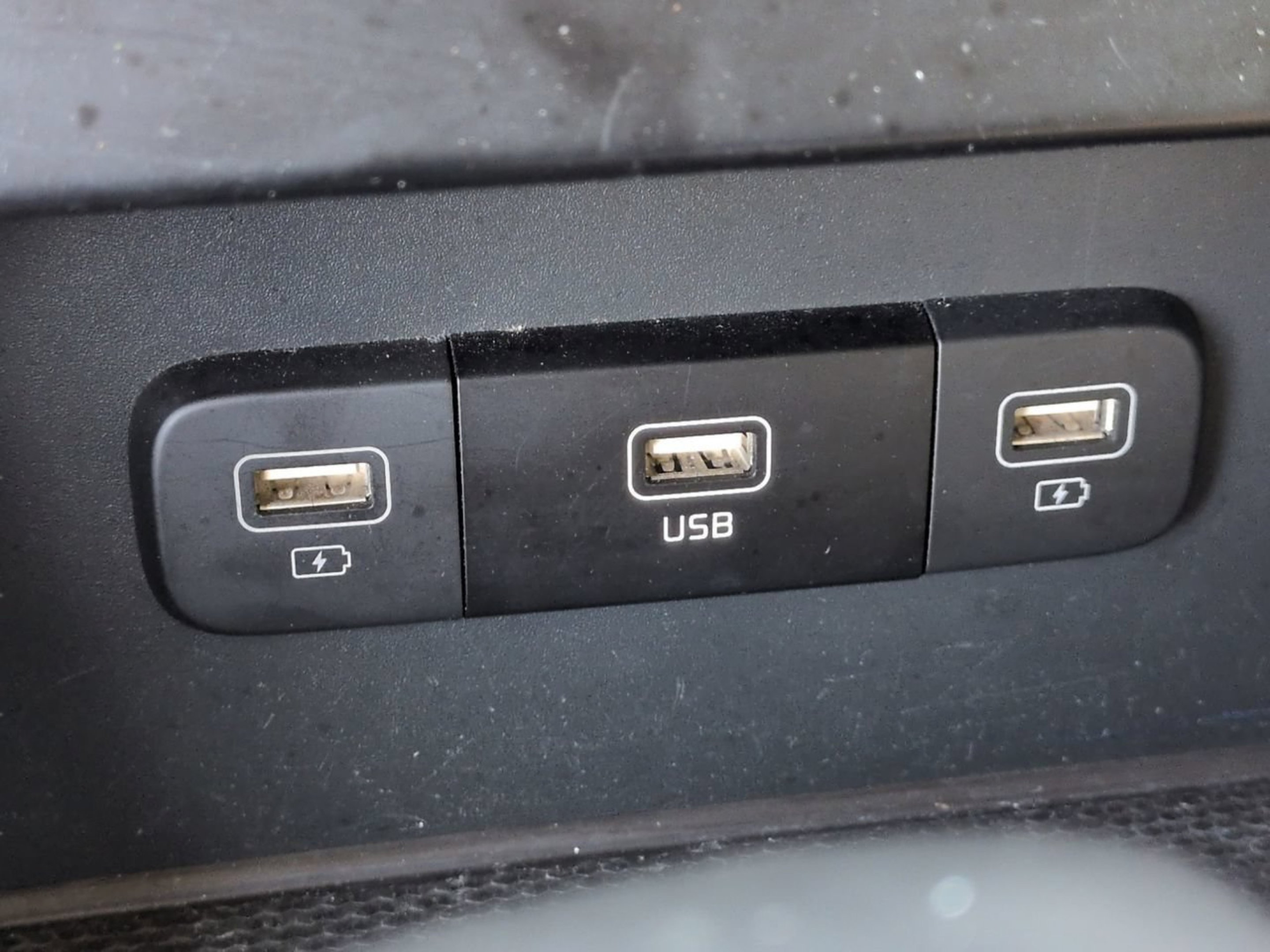 Certified Used 2023 Panthera Metal Kia LX Seat Package image 26