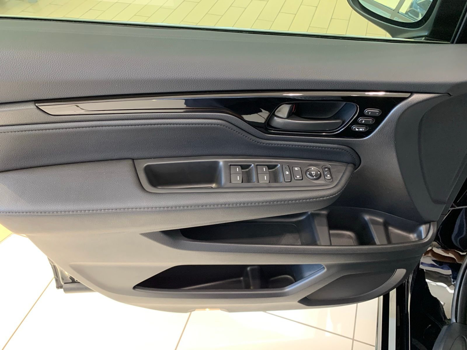 2026 Honda Odyssey Touring - Photo 9