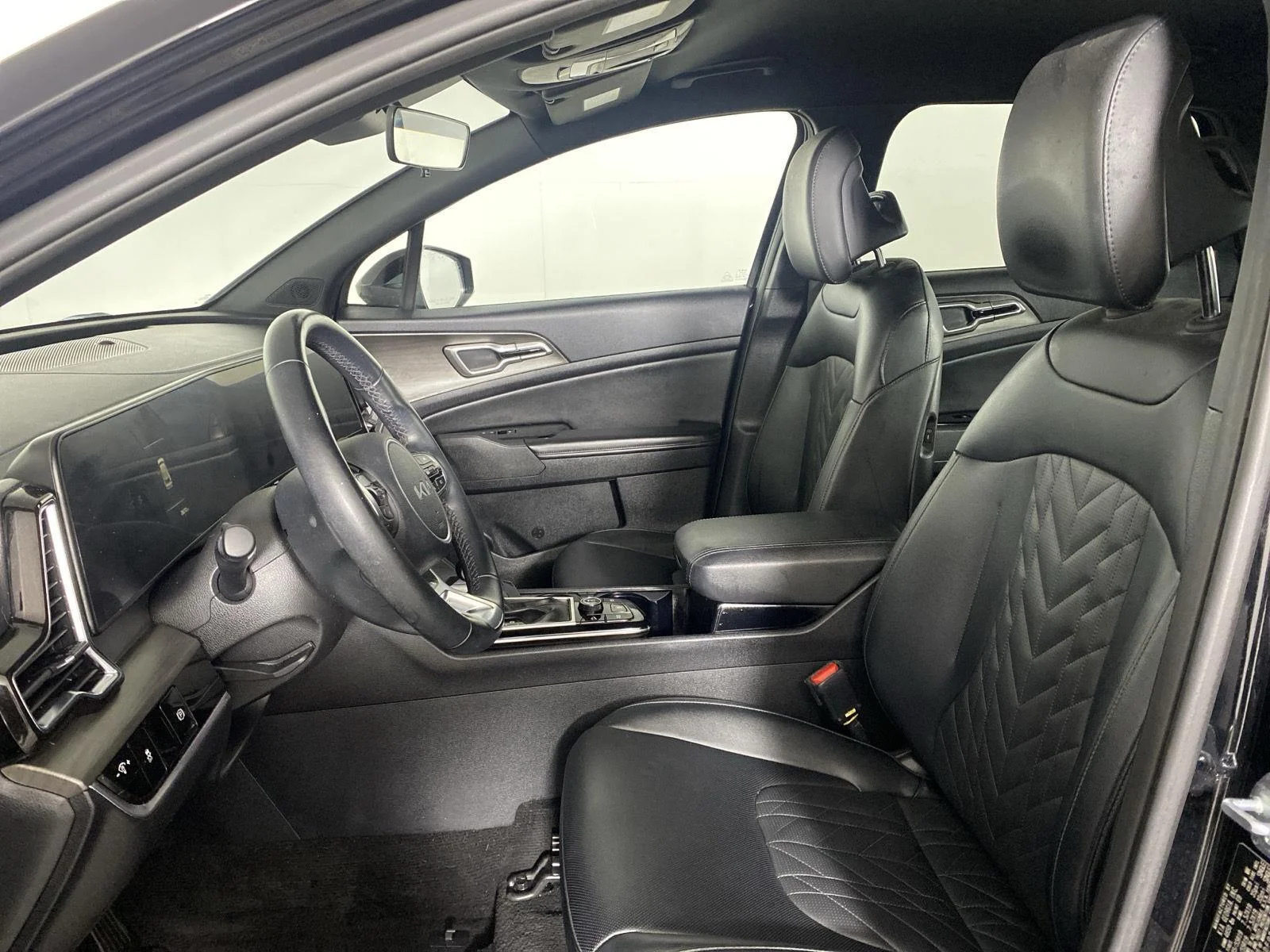 Used 2024 Ebony Black Kia X-Line image 12