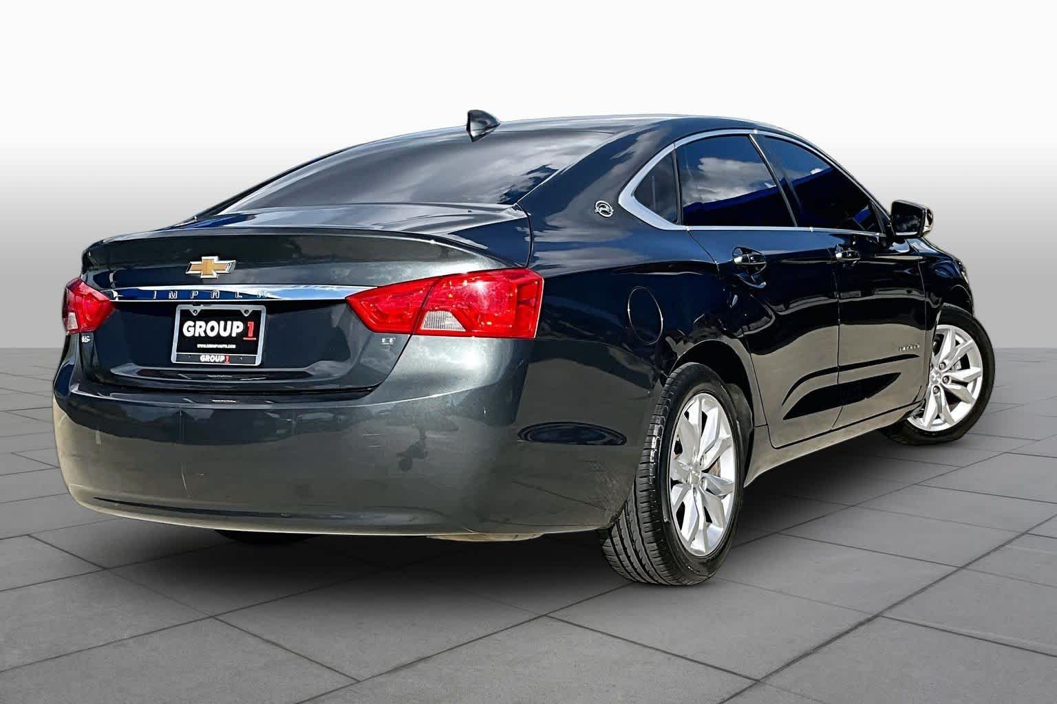 Used 2019 Nightfall Gray Metallic Chevrolet LT image 11