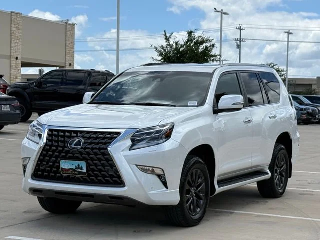 Used 2023 White Lexus 460 image 8
