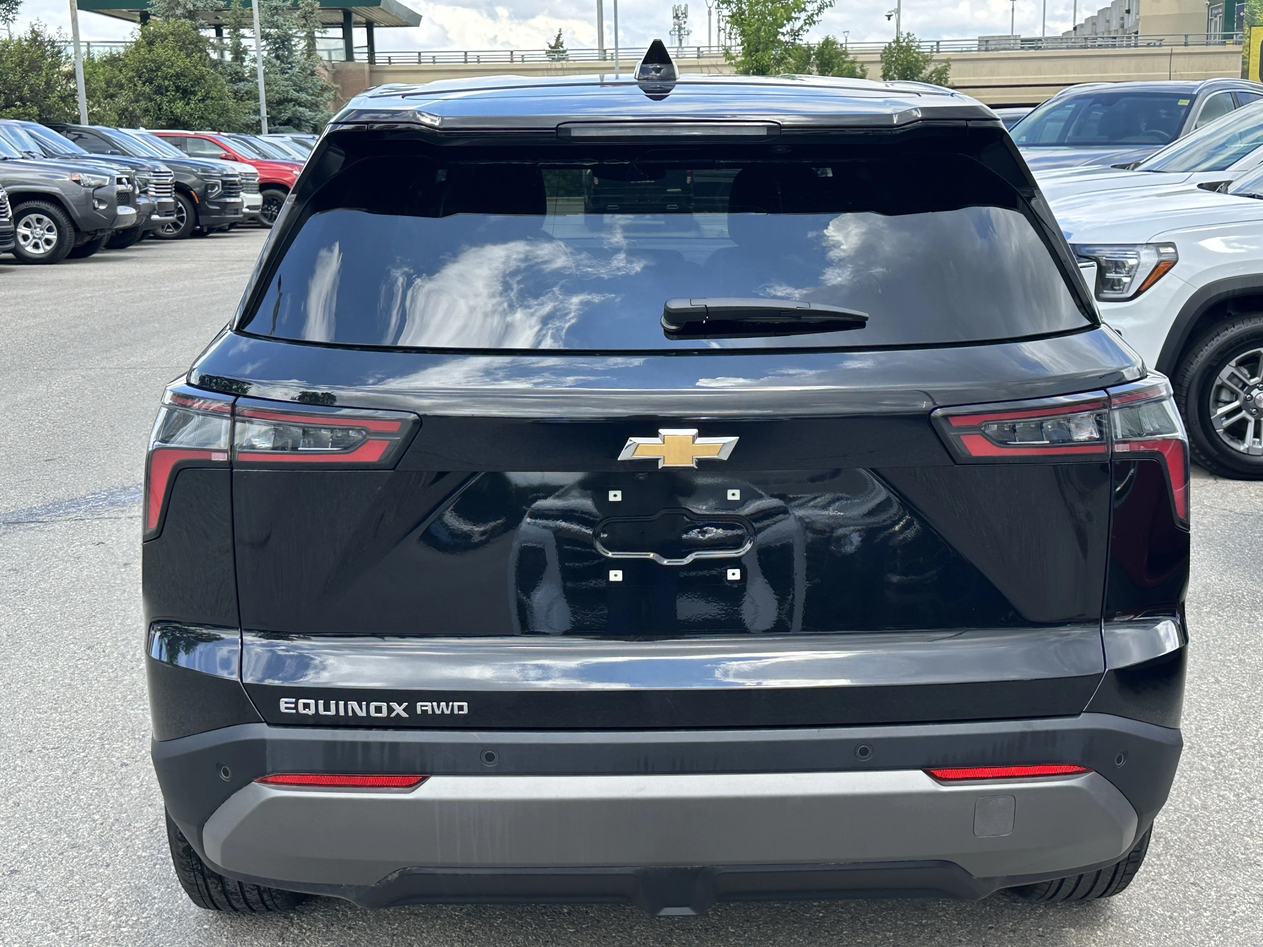 Certified Used 2026  Chevrolet AWD LT image 5