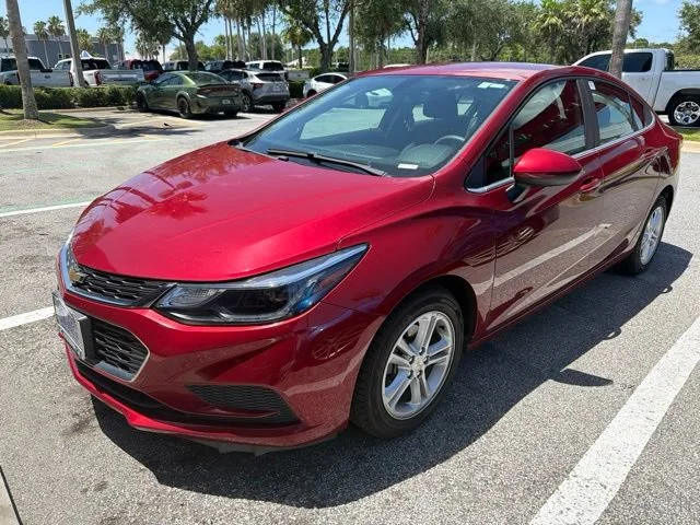 Used 2018 Red Chevrolet LT image 3