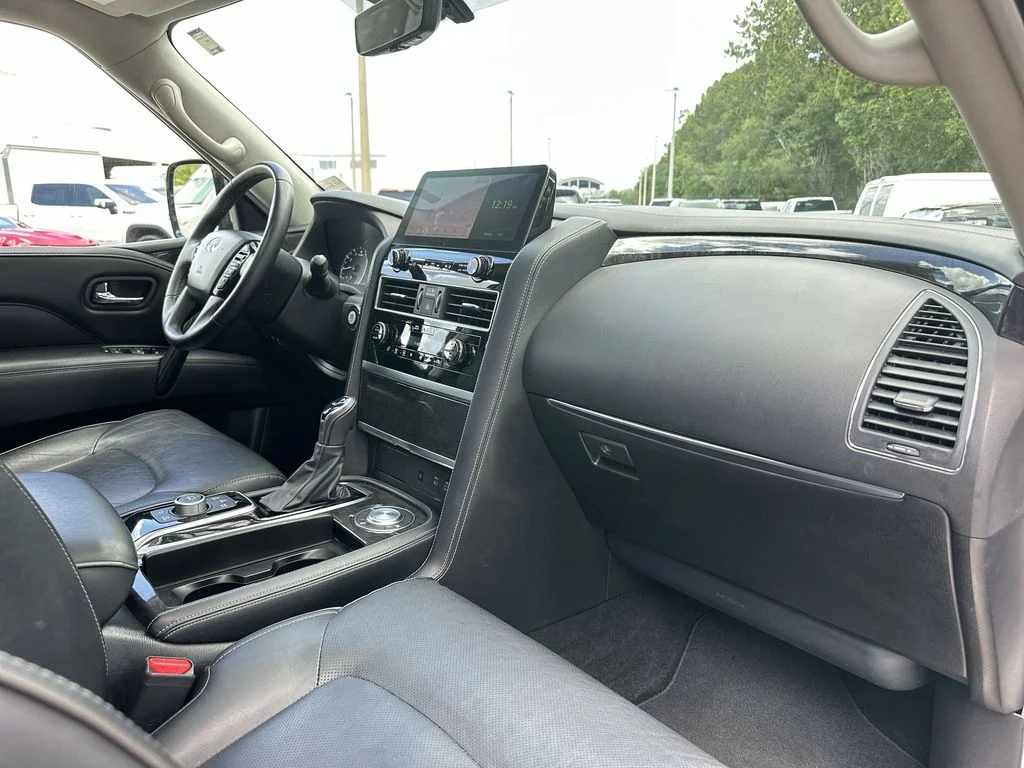 Certified Used 2024 Anthracite Gray INFINITI LUXE image 29