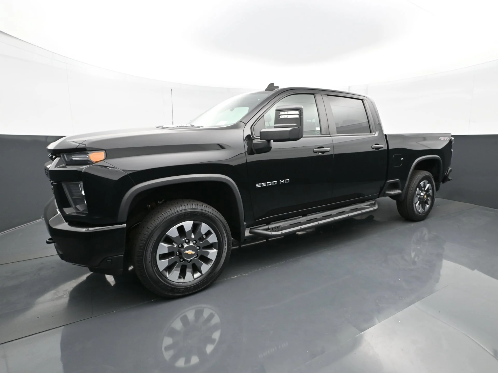 Used 2021 Chevrolet Silverado 2500HD Custom with VIN 1GC4YMEY6MF278520 for sale in Bloomington, Minnesota