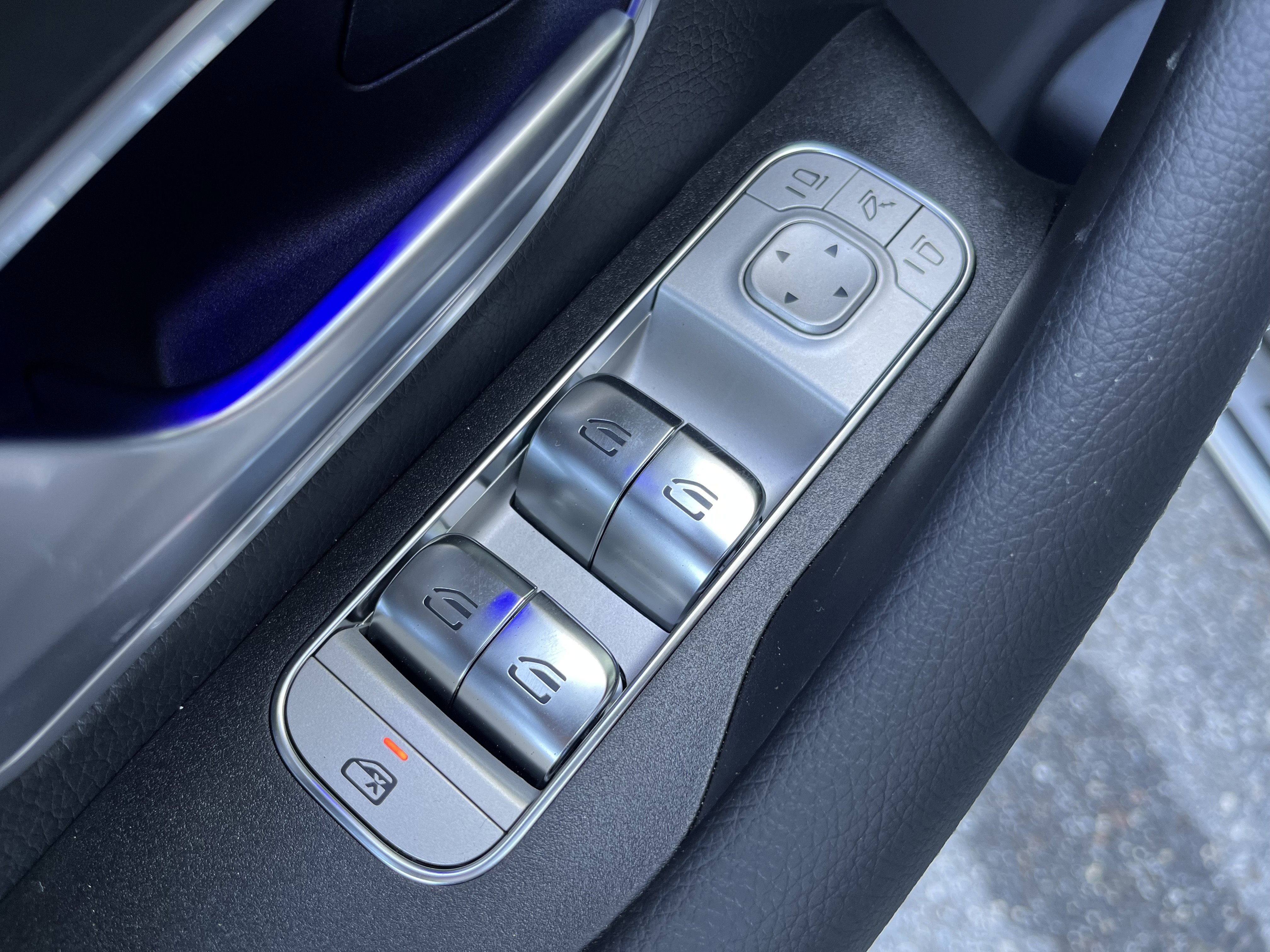 New 2026 SELENITE GREY Mercedes-Benz GLS 450 image 13