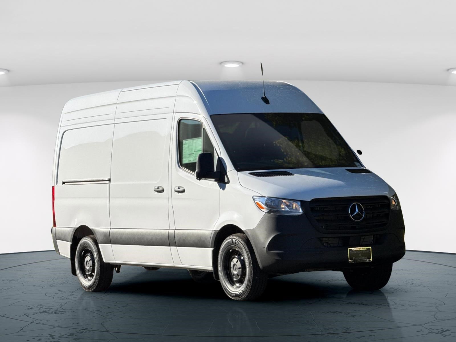New 2026 Arctic White Mercedes-Benz 2500 High Roof HO Diesel 144 WB image 8