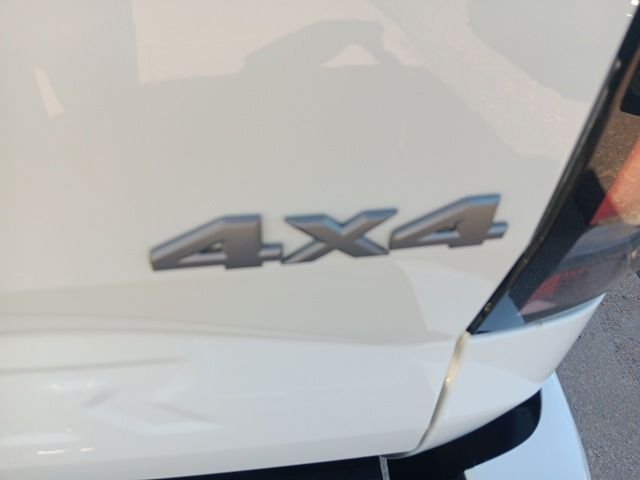 2026 Nissan Frontier SV - Photo 31