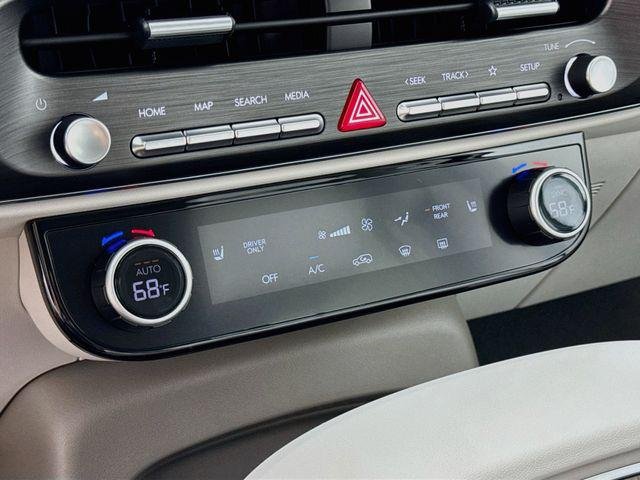 New 2026 White Hyundai Blue SEL 7P image 26