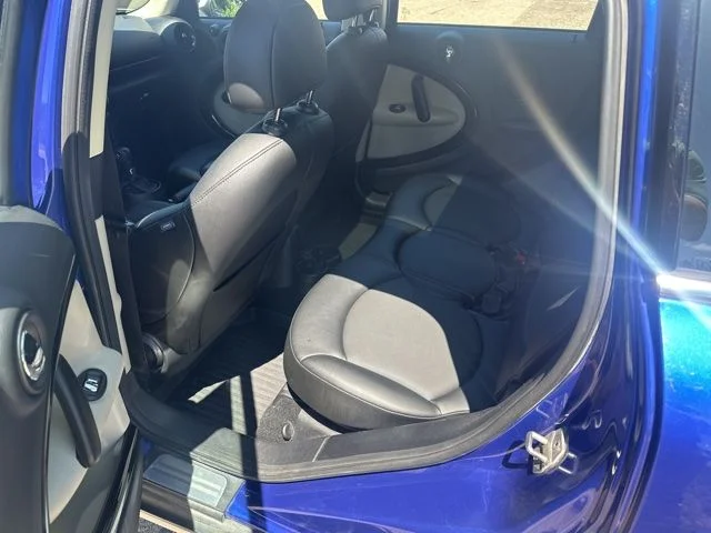 Used 2015 Blue MINI Base image 10