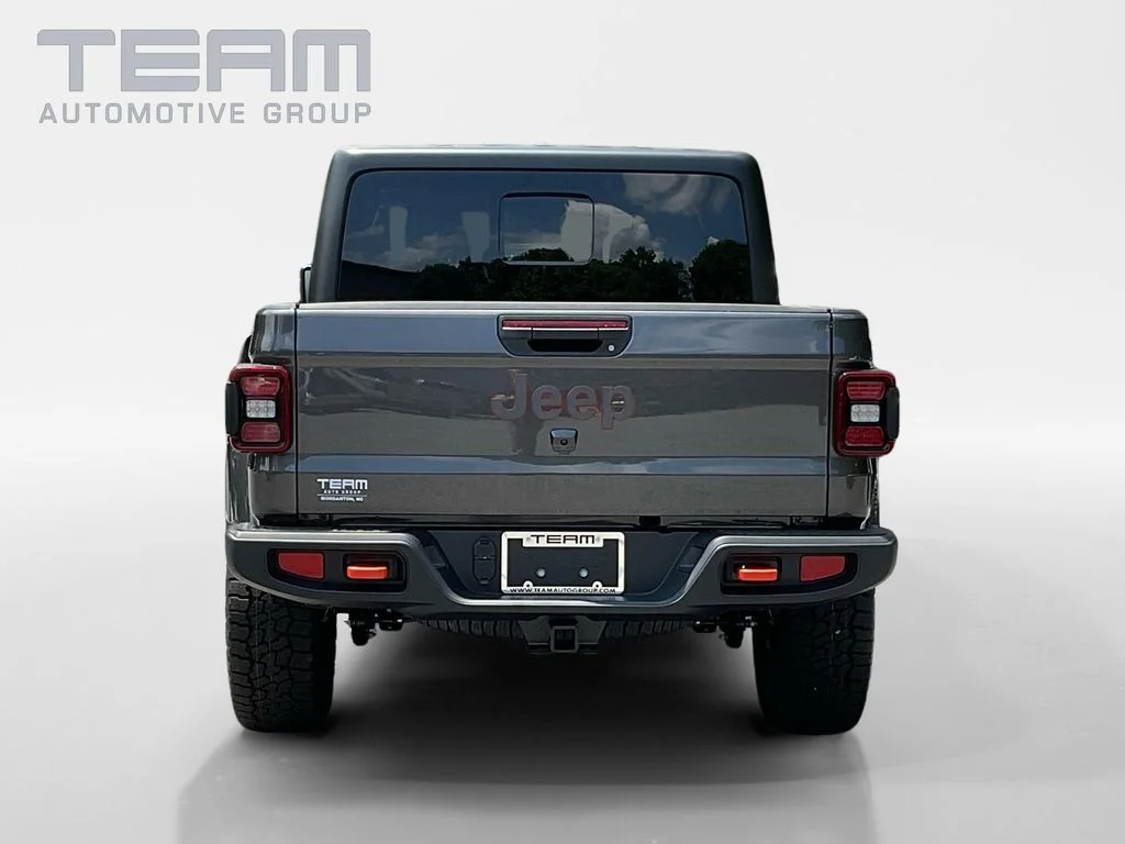 Used 2025 Gray Jeep Mojave image 6