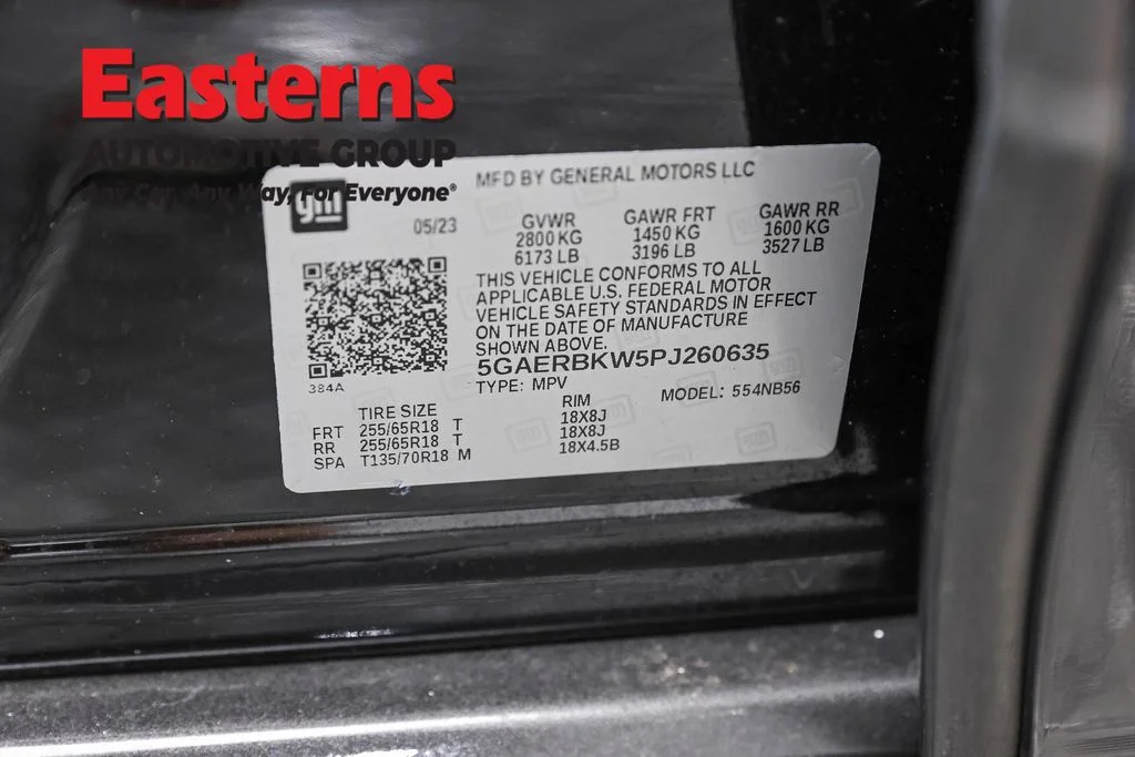 Used 2023 Black Buick Essence image 37