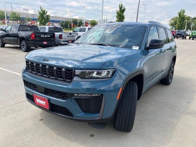 New 2026 Steel Blue Exterior Paint Jeep Limited image 3