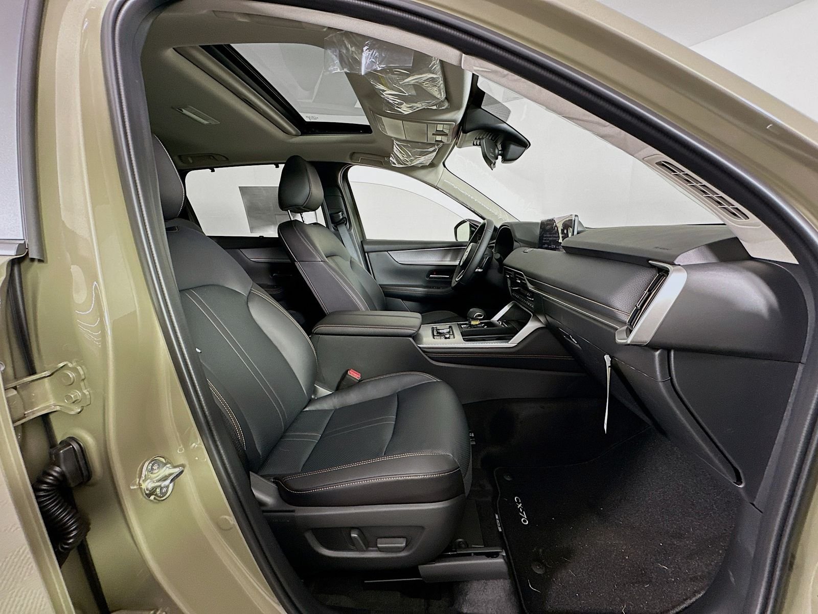 New 2026 Zircon Sand Metallic Mazda 3.3 Turbo Preferred AWD image 29