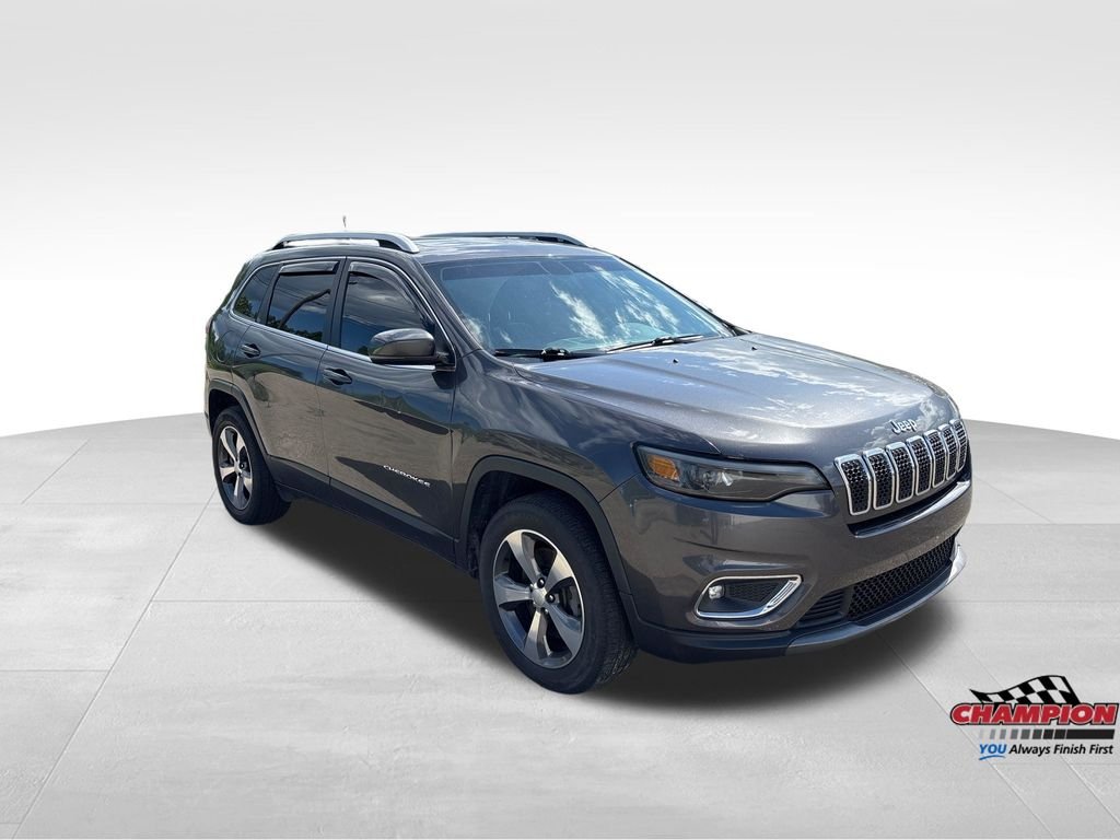 Used 2019 Gray Jeep Limited image 8
