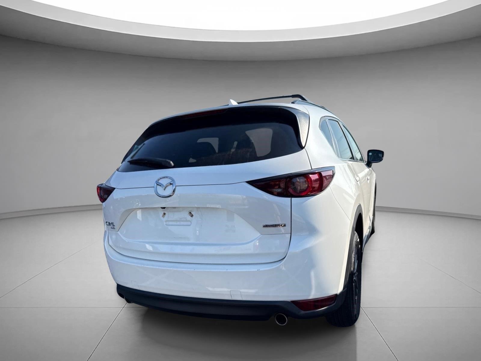 Used 2020 Snowflake White Pearl Mica Mazda Touring image 15