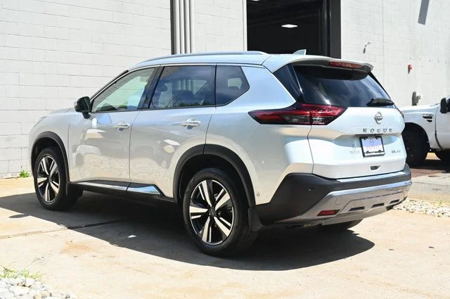 2022 Nissan Rogue SL - Photo 8