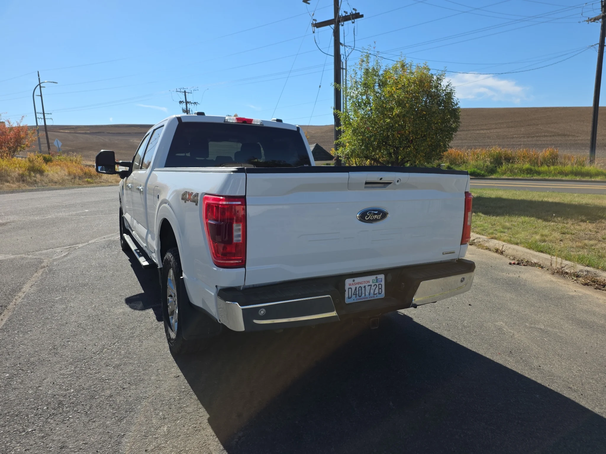 Certified Used 2023 Oxford White Ford XLT image 11