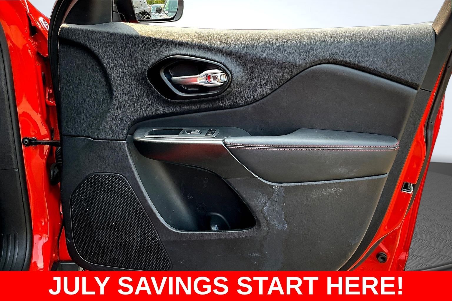Used 2021 Orange Jeep Trailhawk image 31