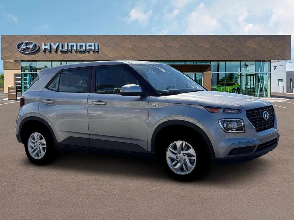 New 2026 Silver Hyundai SE image 10