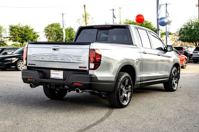 New 2026 Solar Silver Metallic Honda TrailSport image 4