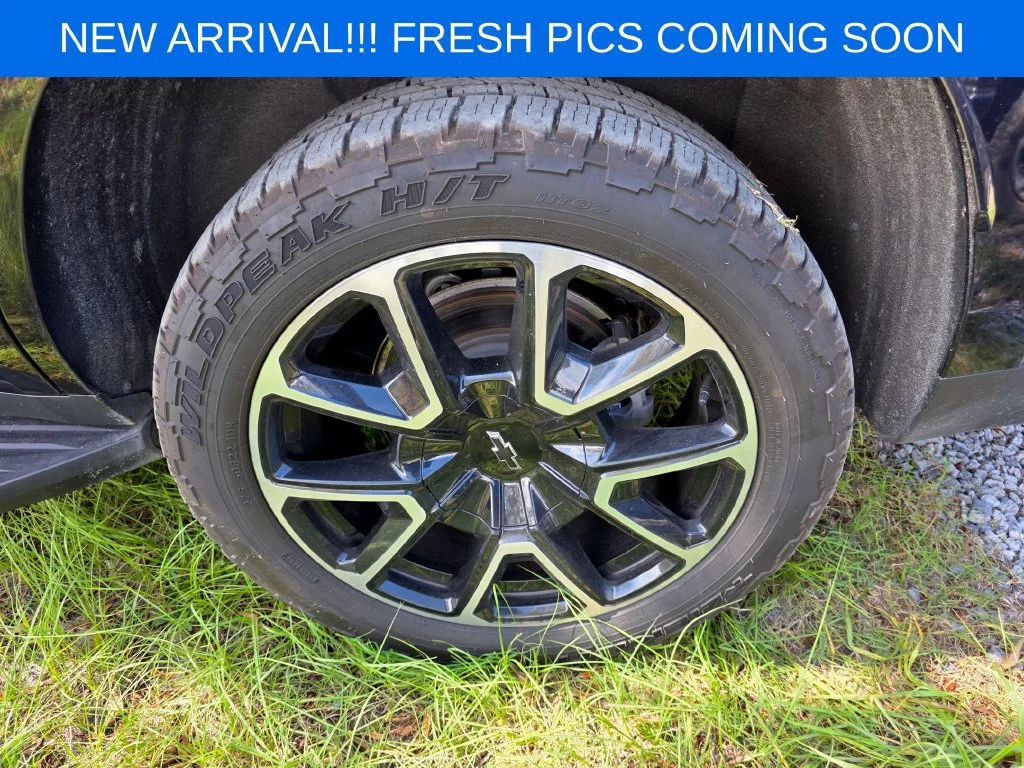 Used 2022 MIDNIGHT BLUE METALLIC Chevrolet RST image 5