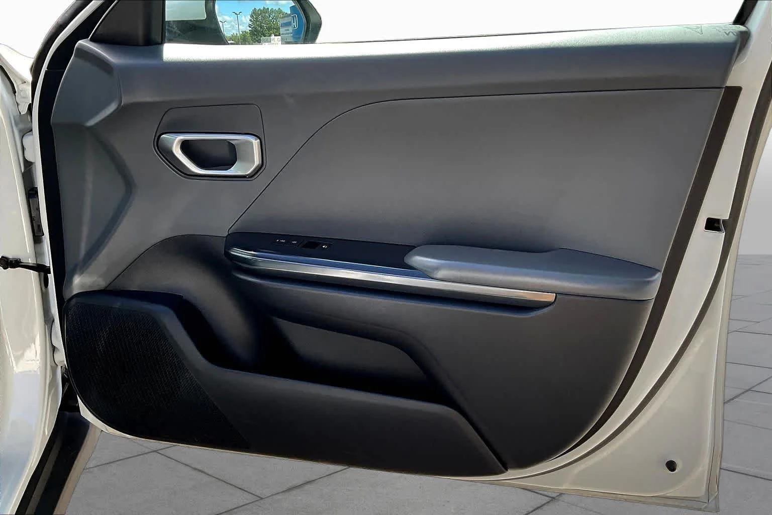 2025 Kia K4 LXS - Photo 22