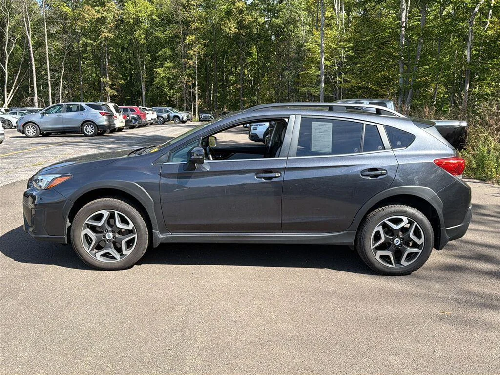 Used 2018 Dark Gray Metallic Subaru Limited image 11