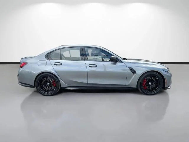 New 2027 Skyscraper Grey Metallic BMW Competition xDrive image 2