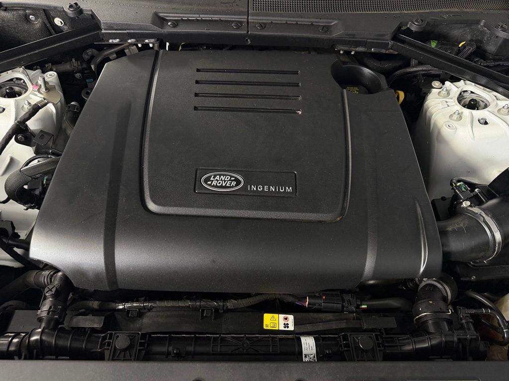 Used 2023 Fuji White Land Rover Standard image 20