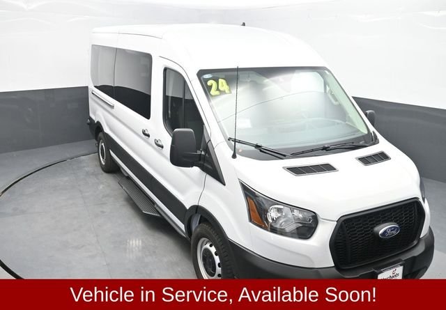 Used 2024 White Ford XL image 27