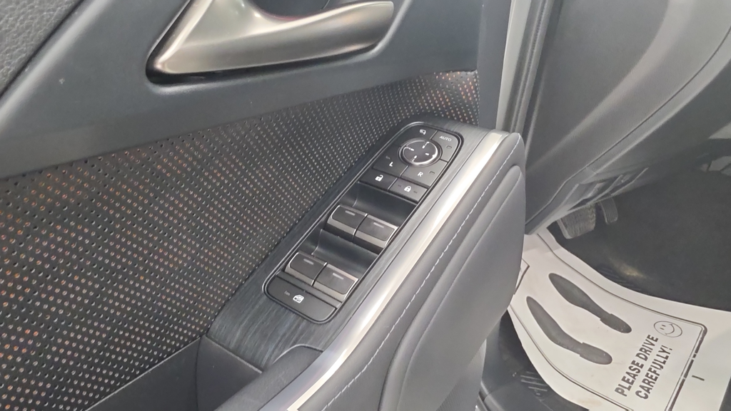 Certified Used 2024  Lexus 550 Premium+ image 13