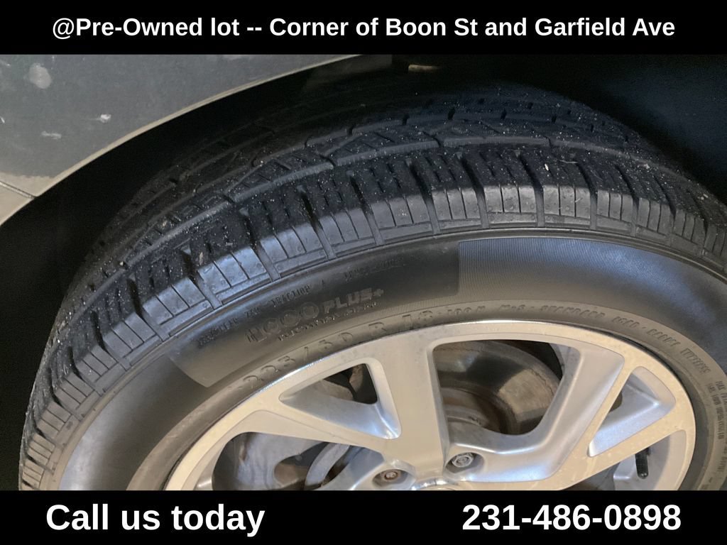 Used 2018 NIGHTFALL GRAY METALLIC Chevrolet LT image 12