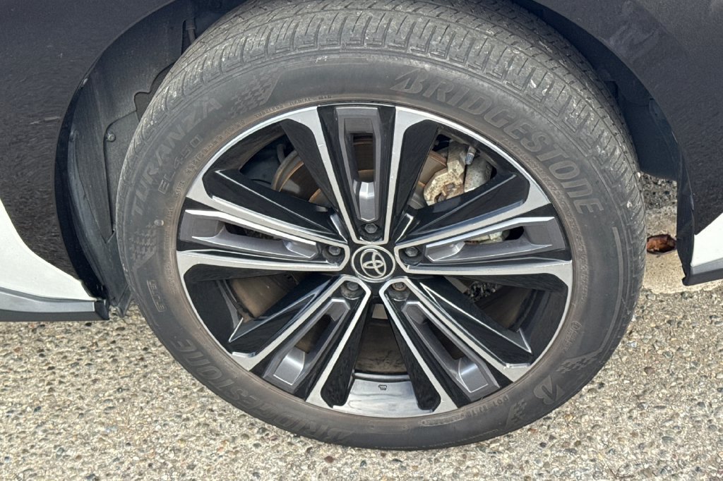 Used 2023 Beige Toyota Limited image 4