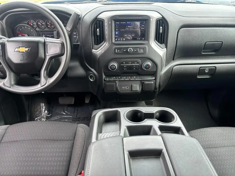 Used 2023 Glacier Blue Metallic Chevrolet Custom image 13