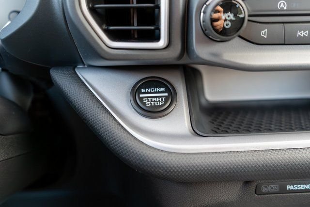 New 2024 Blue Metallic Ford Big Bend® image 19