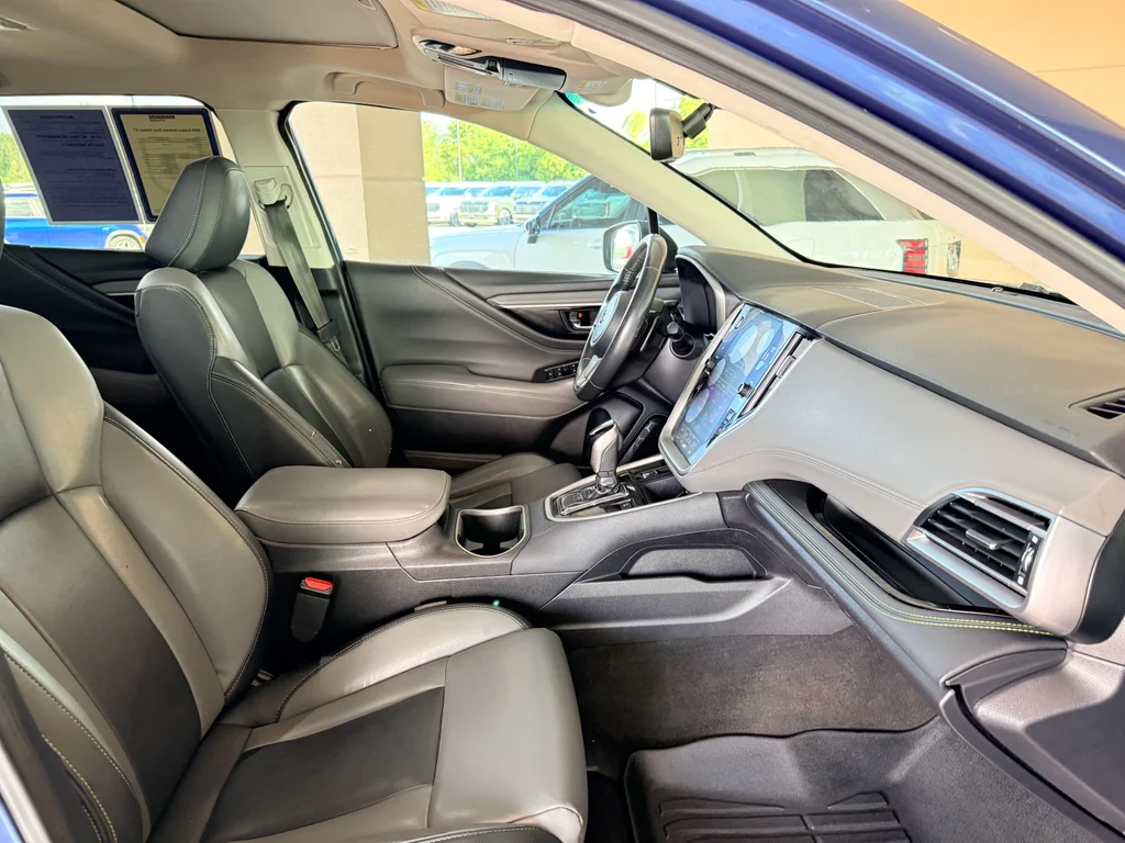 Used 2020 Abyss Blue Pearl Subaru Onyx Edition XT image 13