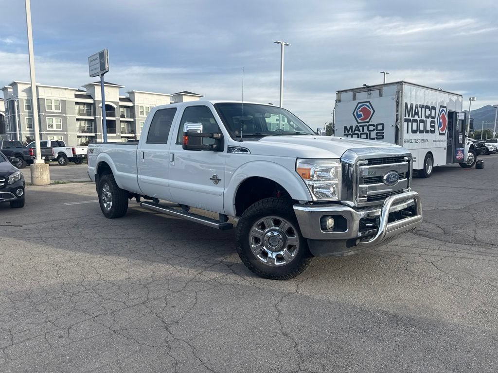Used 2014 Oxford White Ford Lariat image 2