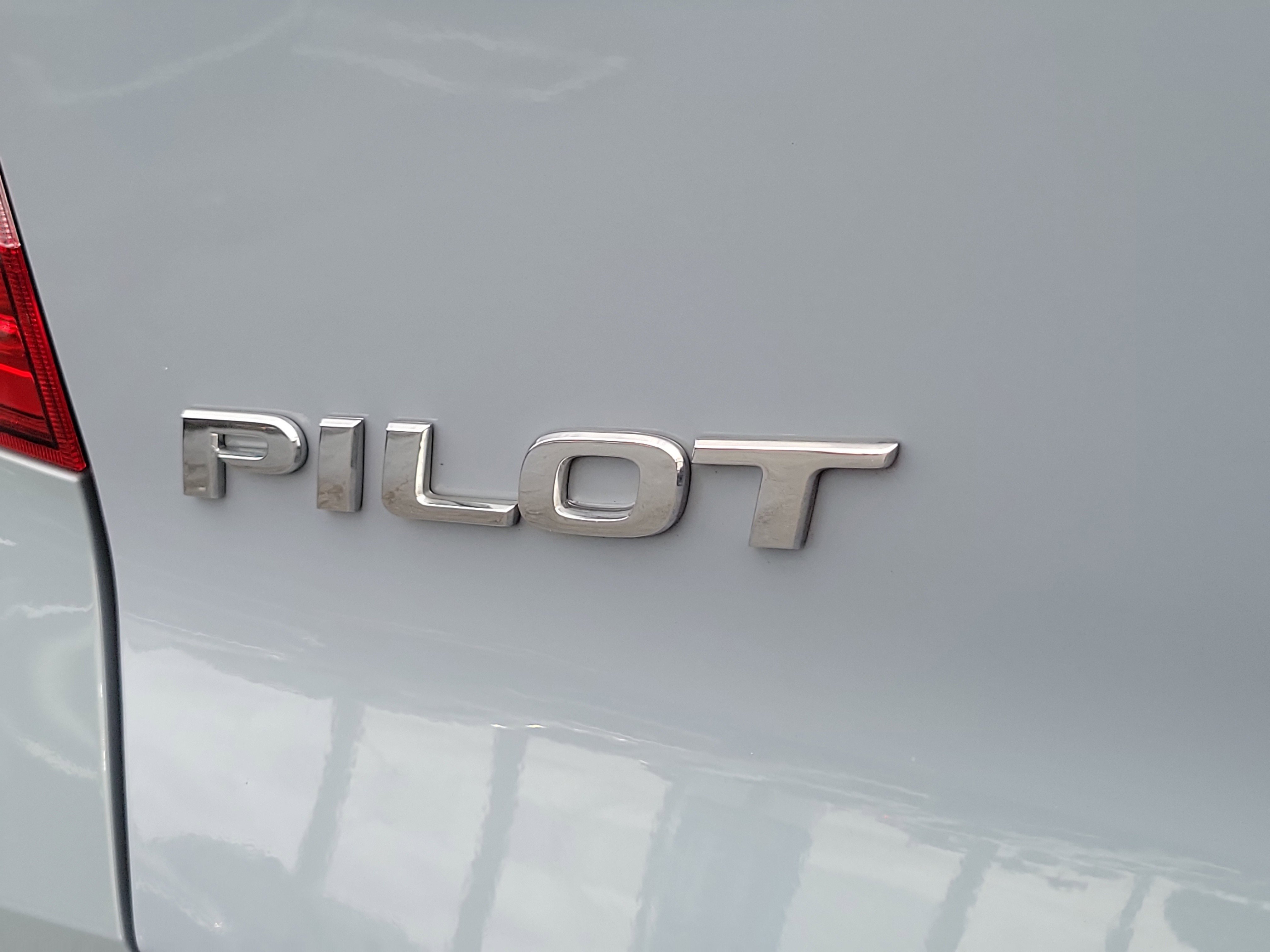 2022 Honda Pilot SE - Photo 40