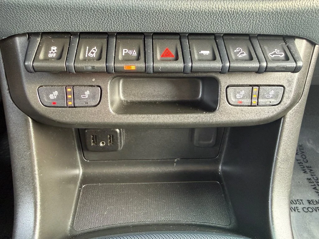 2022 Chevrolet Colorado Z71 - Photo 21