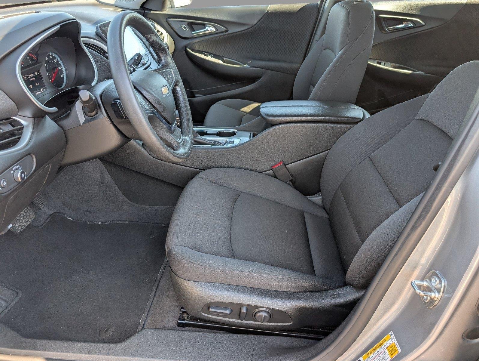 Used 2023 STERLING GRAY METALLIC Chevrolet LT image 3