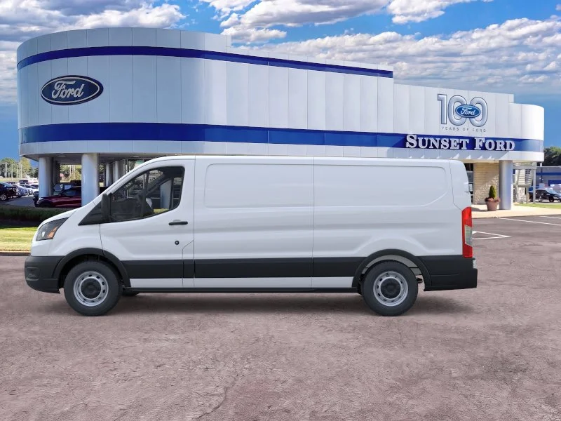 New 2026 Oxford White Ford Base image 3