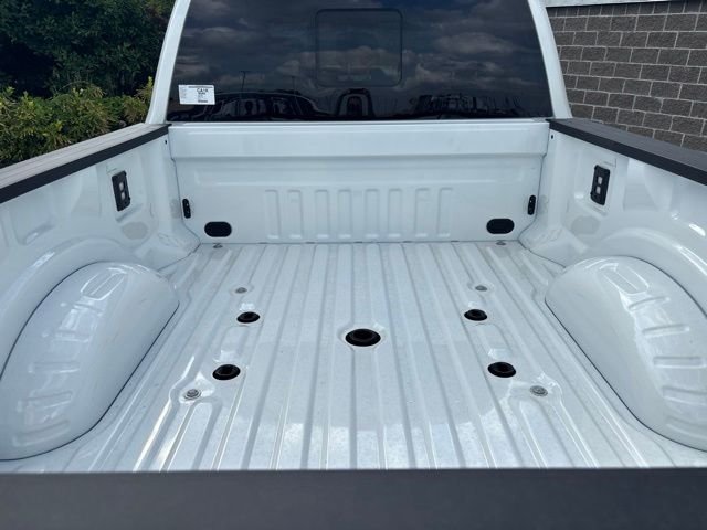 New 2026 Star White Metallic Tri-Coat Ford F-350® Lariat® image 12