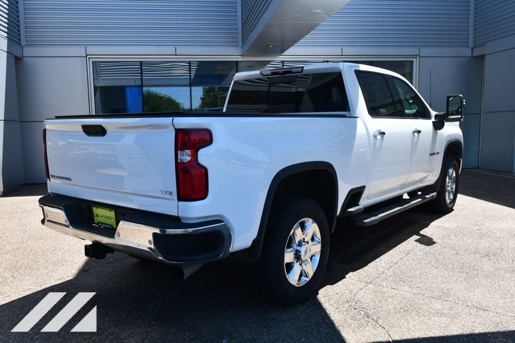 Used 2022 Summit White Chevrolet LTZ image 8