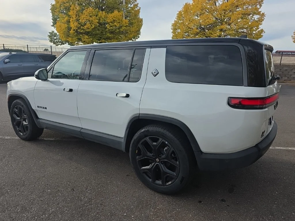 Used 2025 Glacier White Rivian Adventure Dual Motor Max Pack image 4