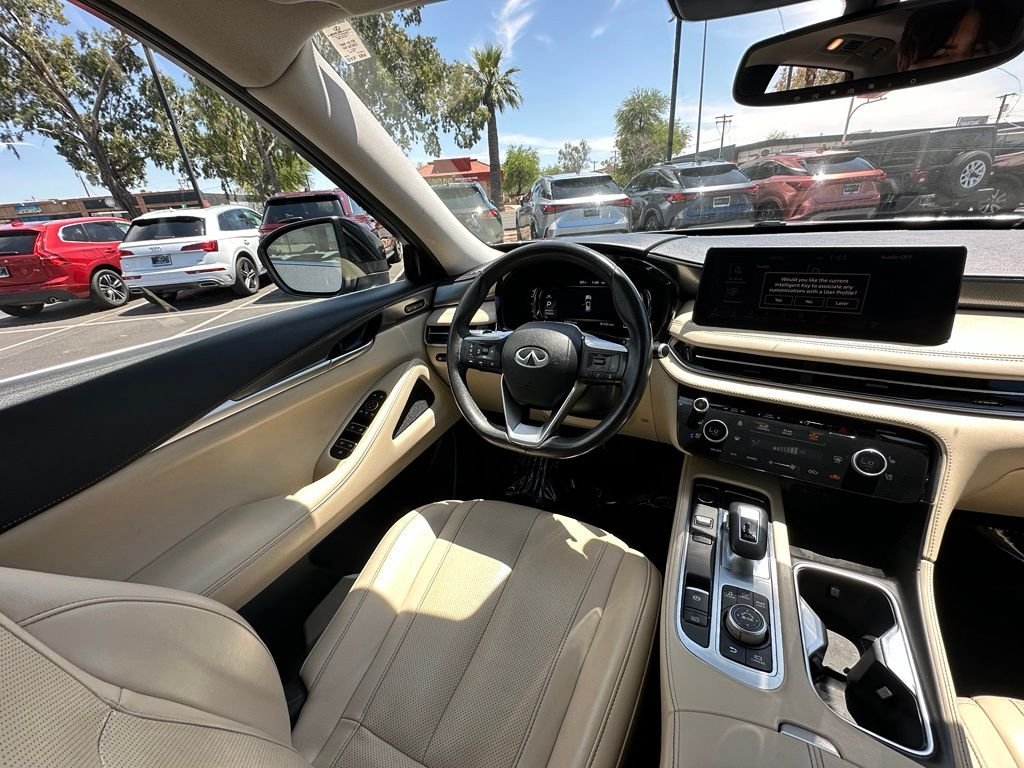 Used 2022 Gray INFINITI LUXE image 17
