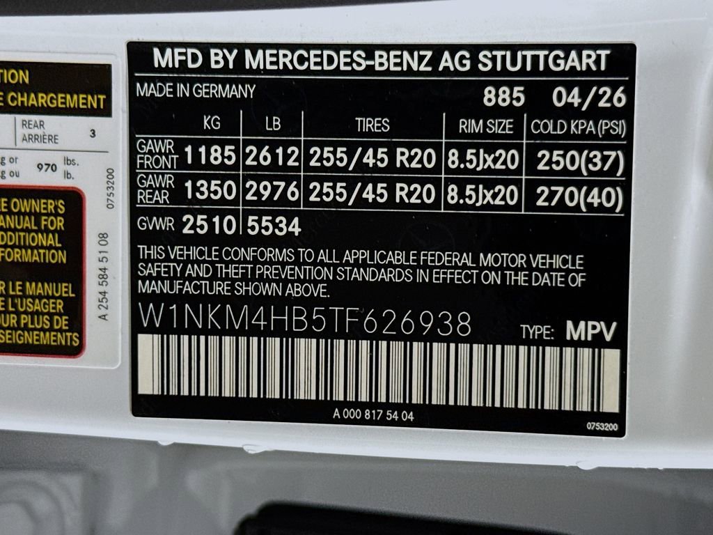 New 2026 MANUFAKTUR Moonlight White Metallic Mercedes-Benz GLC 300 image 66