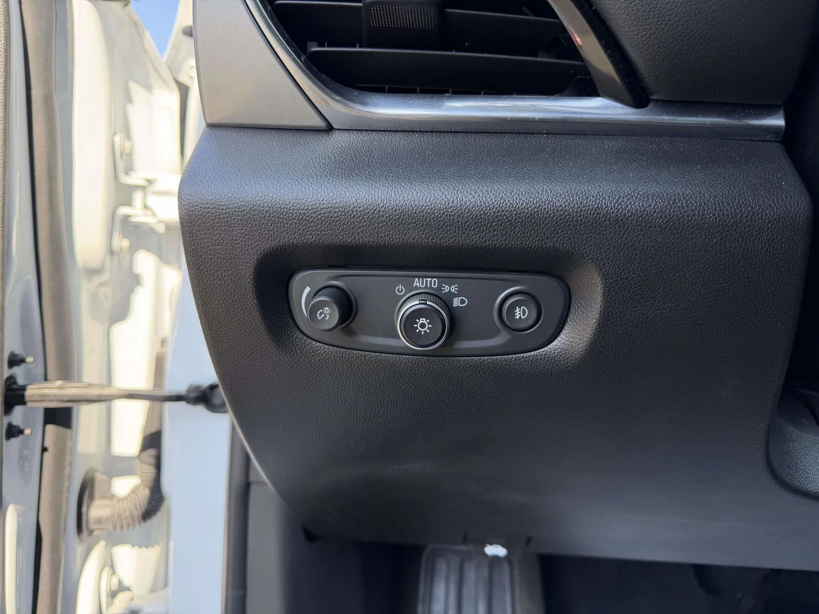 2020 Chevrolet Traverse 3LT - Photo 22
